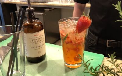 #askAndersons: How Do I Make A Nice Summertime Tonic?